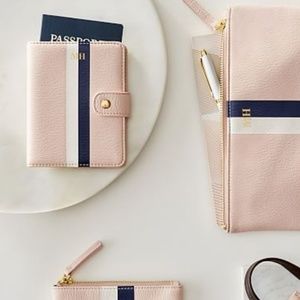 Livingston Passport holder